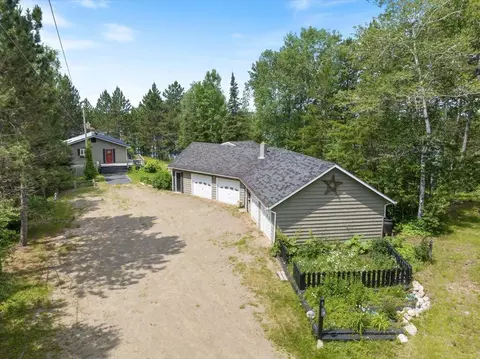 Exterior - 1804 N Bay Rd, Ely, MN 55731 photo 2 of 4
