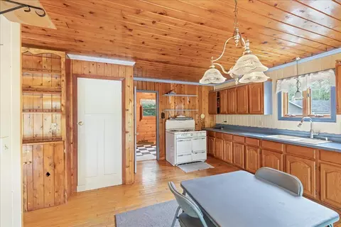 Kitchen - 1804 N Bay Rd, Ely, MN 55731 photo 1 of 2