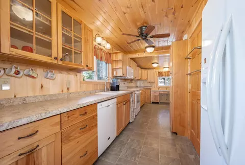 49616 Center Point Rd, Bigfork, MN 56628