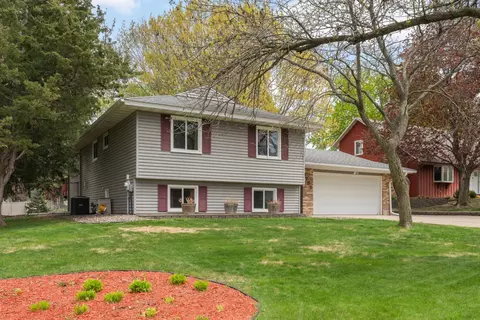 8235 Indian Boulevard Ct S, Cottage Grove, MN 55016