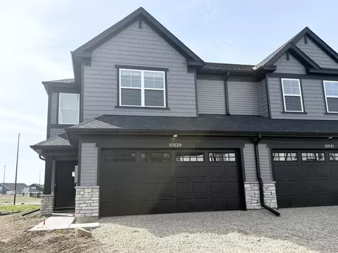 10529 Harbor Ln N, Maple Grove, MN 55369