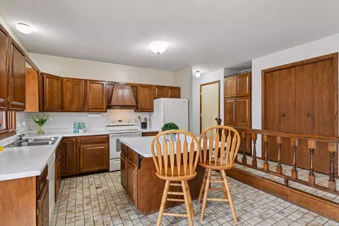Kitchen - 10001 Beard Ave S, Bloomington, MN 55431 photo 3 of 3