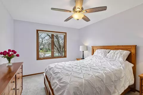 Bedroom - 10001 Beard Ave S, Bloomington, MN 55431 photo 6 of 6