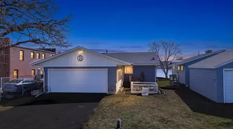 804 15th St NE, Austin, MN 55912