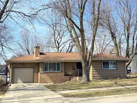 Exterior - 1532 4th Ave, Windom, MN 56101 photo 1 of 6