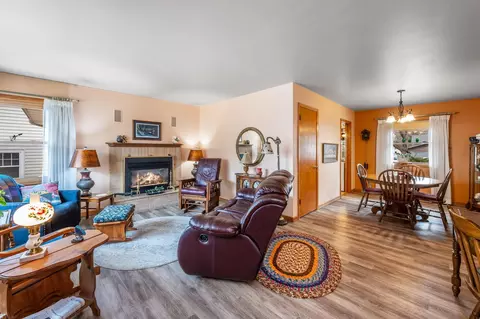 Living - 1532 4th Ave, Windom, MN 56101 photo 1 of 3