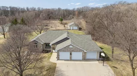 4465 Farmdale Cir, Saint Augusta, MN 56301