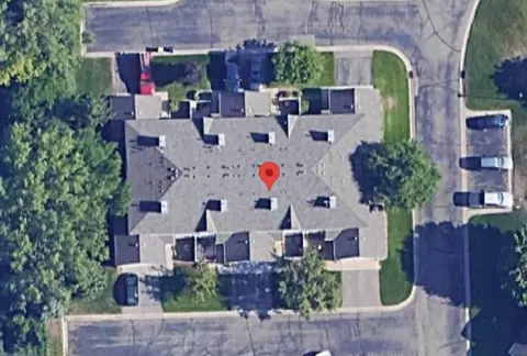 1925 Southcross Dr W #1306, Burnsville, MN 55306