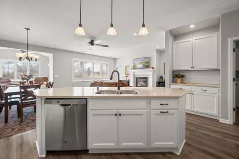 Kitchen - 19331 74th Ave, Corcoran, MN 55340 photo 2 of 4