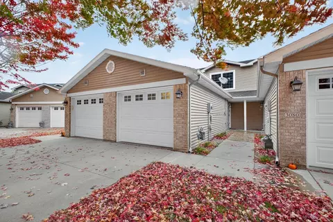 3084 River Falls Ct NW, Rochester, MN 55901
