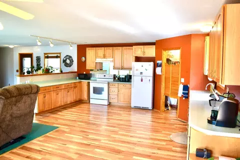 Kitchen - 38922 County 45, Laporte, MN 56461 photo 5 of 5