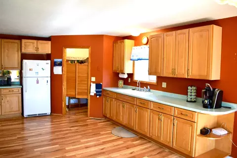 Kitchen - 38922 County 45, Laporte, MN 56461 photo 4 of 5