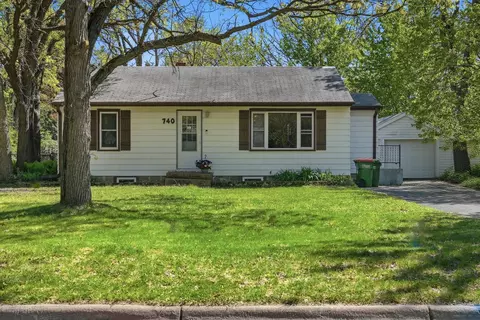 740 Manor Dr NE, Spring Lake Park, MN 55432