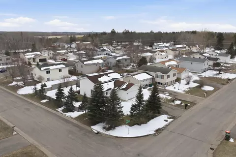 2822 Addison Ave, Brainerd, MN 56401