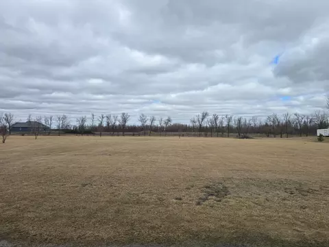 16885 Carolyn Dr, Harwood, ND 58042