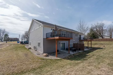 Exterior - 220 Maple Ave SW, Elysian, MN 56028 photo 6 of 13