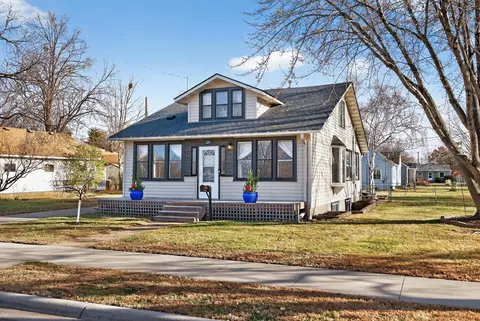24 3rd Ave SE, Osseo, MN 55369