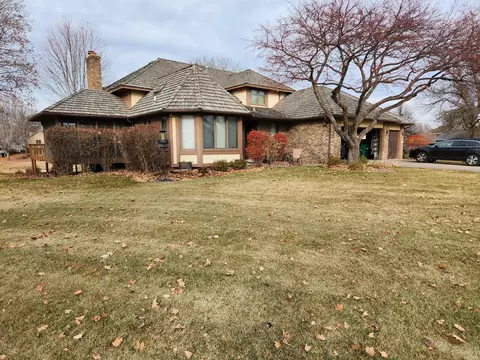 3259 Berwick Knl, Brooklyn Park, MN 55443