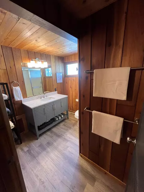 Bath - 35817 Moraine Dr, Cushing, MN 56443 photo 4 of 4