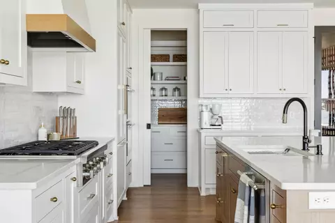 Kitchen - 138 2nd St, Excelsior, MN 55331 photo 2 of 4