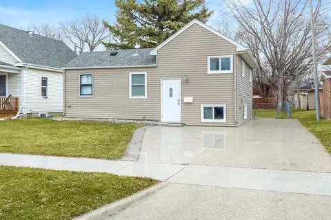 1446 16 12 St S, Fargo, ND 58103