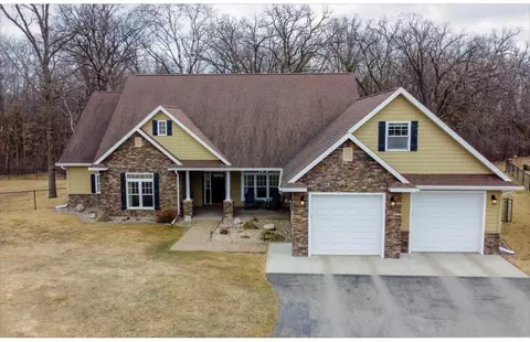 1943 Middle Creek Rd, Detroit Lakes, MN 56501