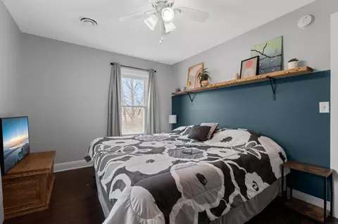 Bedroom - 25 2nd St NE, Elgin, MN 55932 photo 2 of 6