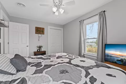 Bedroom - 25 2nd St NE, Elgin, MN 55932 photo 5 of 6