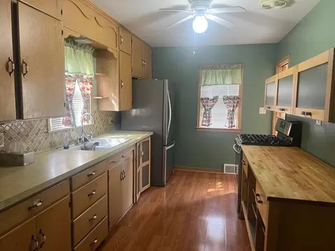 Kitchen - 307 E 6th St, Albert Lea, MN 56007 photo 1 of 3