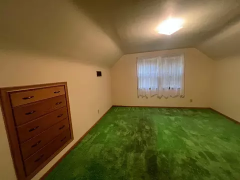 Bedroom - 307 E 6th St, Albert Lea, MN 56007 photo 2 of 3