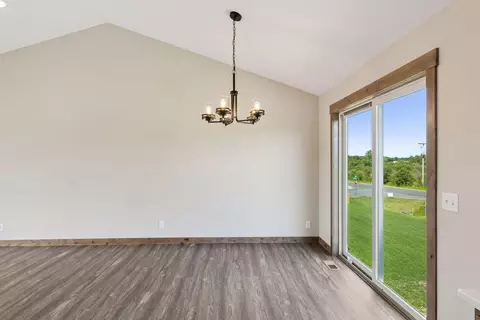Dining - 521 Summit Cir, Baldwin, WI 54002 photo 1 of 2