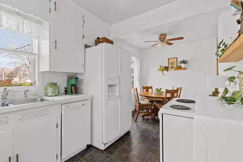 Kitchen - 1721 Pine St, Brainerd, MN 56401 photo 4 of 4