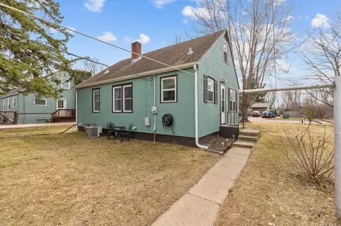 Exterior - 1721 Pine St, Brainerd, MN 56401 photo 5 of 9
