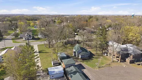 View/Area - 807 E Lake St, Osakis, MN 56360 photo 1 of 4