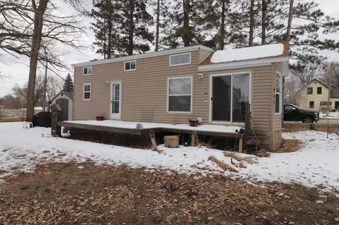 807 E Lake St, Osakis, MN 56360