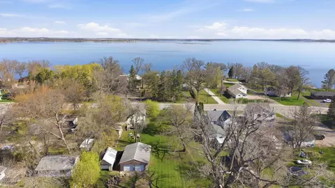 View/Area - 807 E Lake St, Osakis, MN 56360 photo 3 of 4