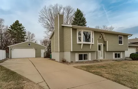 4373 19th Ave NW, Rochester, MN 55901