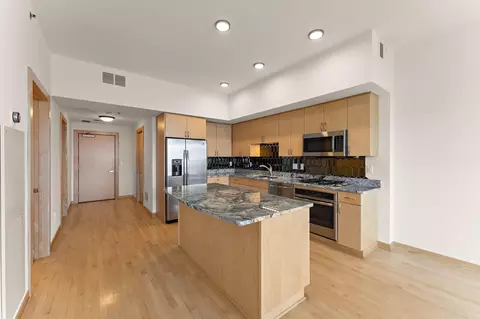 740 Portland Ave #1109, Minneapolis, MN 55415