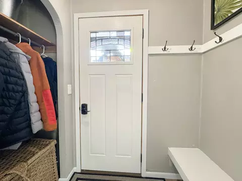 Entry Way - 513 Larson Ave, Ashby, MN 56309 photo 1 of 1