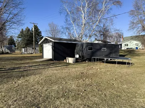 Exterior - 513 Larson Ave, Ashby, MN 56309 photo 7 of 9