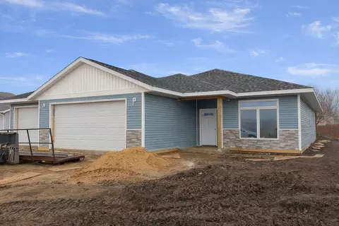 503 Darlene Dr, Marshall, MN 56258