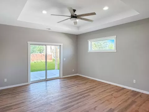 Living - 503 Darlene Dr, Marshall, MN 56258 photo 1 of 2