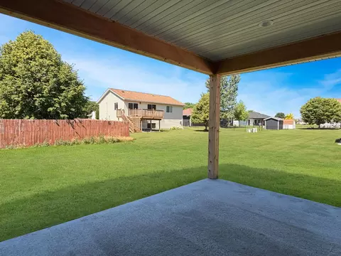 Exterior - 503 Darlene Dr, Marshall, MN 56258 photo 7 of 8