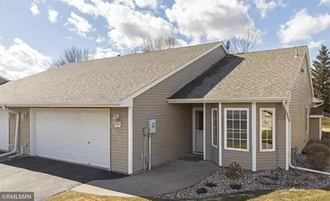 1452 Eagle Dr, Waconia, MN 55387