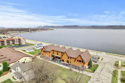 1301 N Lakeshore Dr #202, Lake City, MN 55041