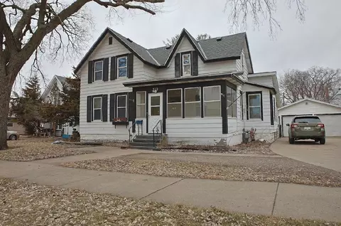 510 5th St NW, Faribault, MN 55021