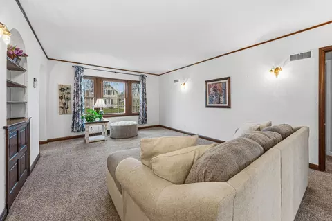 Living - 718 3rd St SW, Waseca, MN 56093 photo 6 of 7
