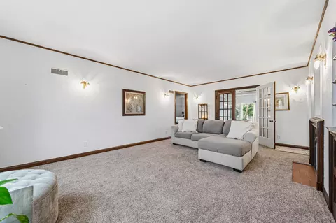 Living - 718 3rd St SW, Waseca, MN 56093 photo 7 of 7
