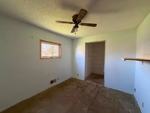 Bedroom - 736 Cedar Ave, Westbrook, MN 56183 photo 1 of 4