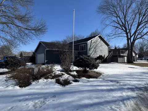 7009 110th Ave N, Champlin, MN 55316